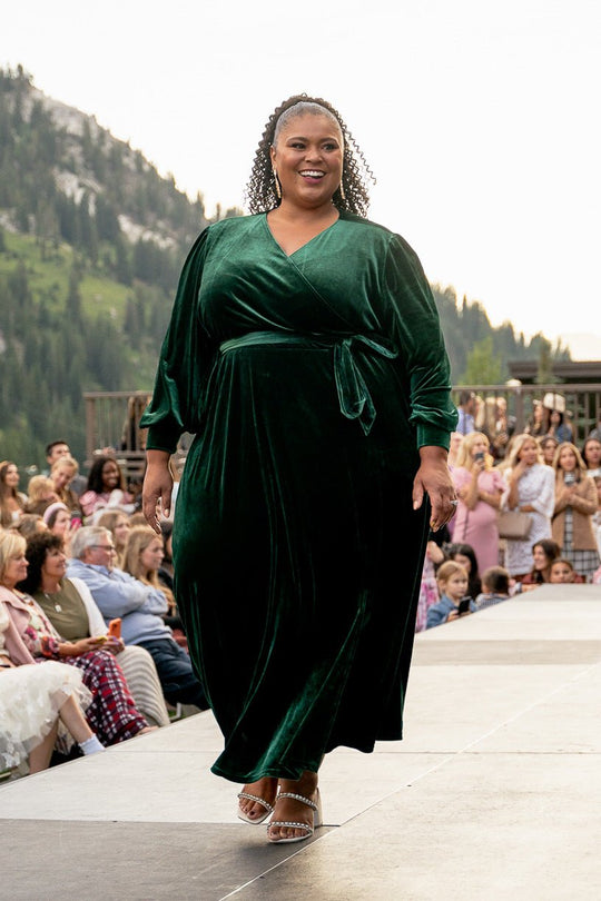 Andie Dress in Emerald Velvet