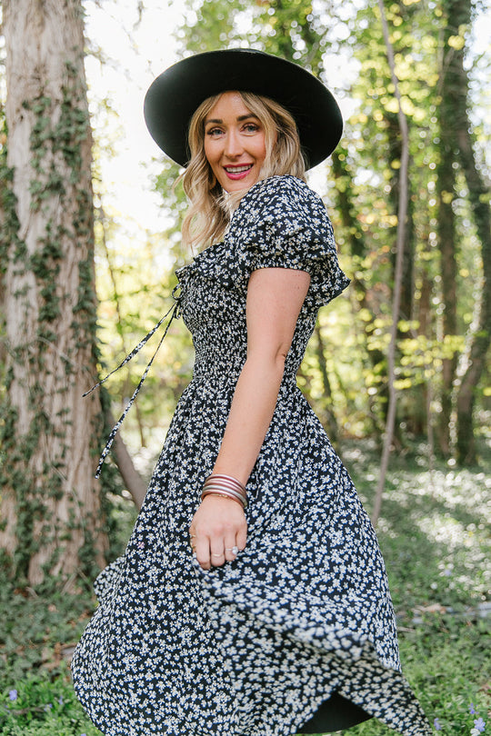 Rae Dress in Black Daisy