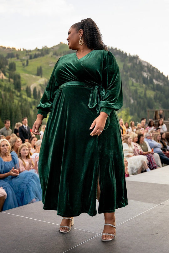 Andie Dress in Emerald Velvet