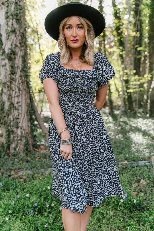Rae Dress in Black Daisy