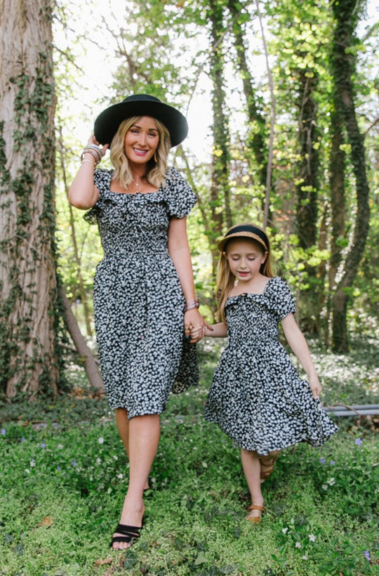 Rae Dress in Black Daisy